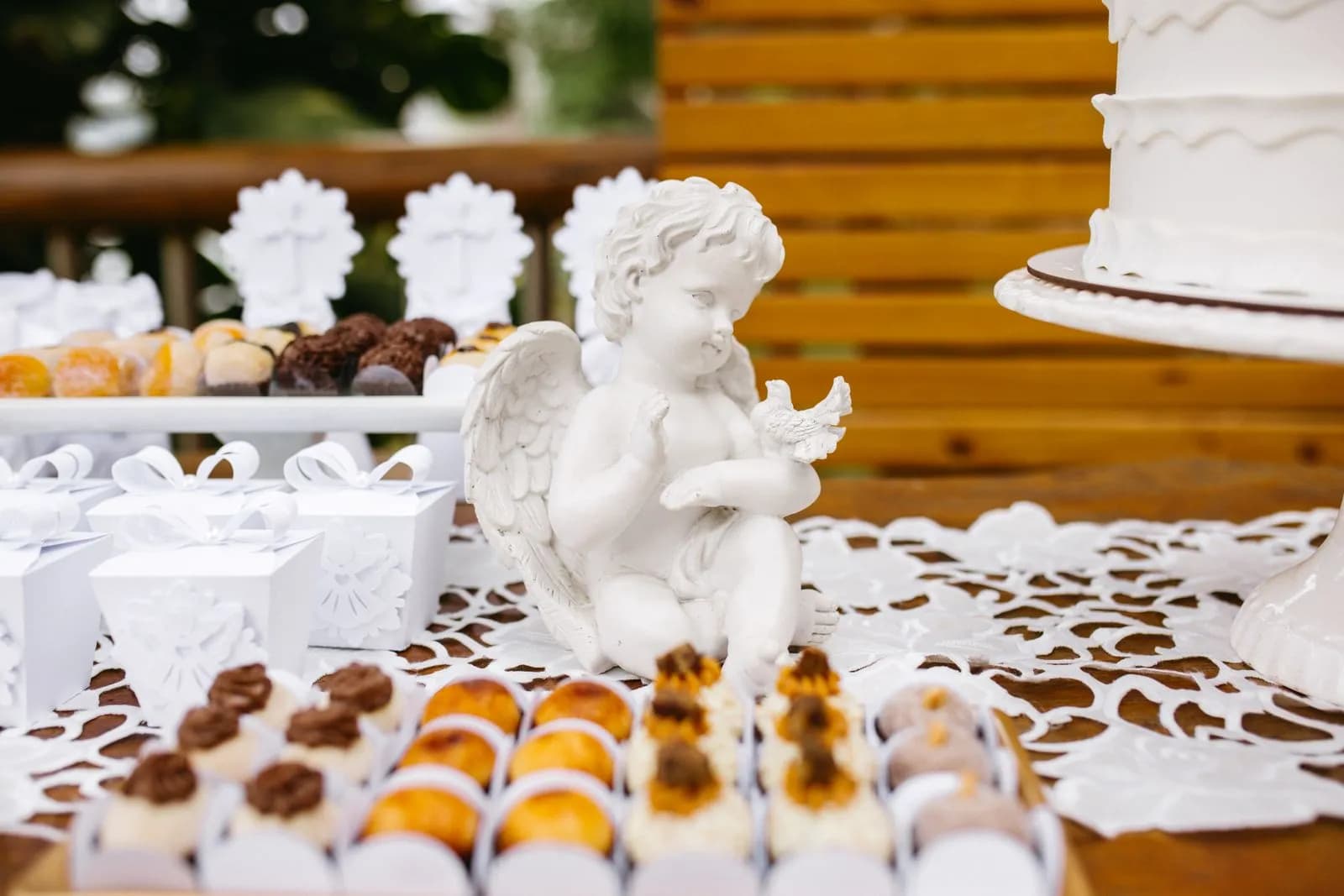 Cadeau marraine original : 7 idées qui sortiront du lot
